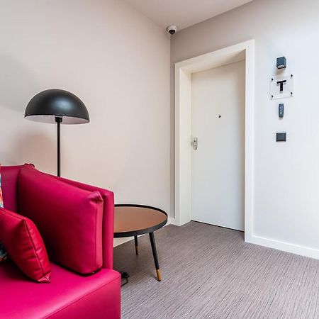 Flh Viola Market Flats With Terrace Funchal  Zimmer foto